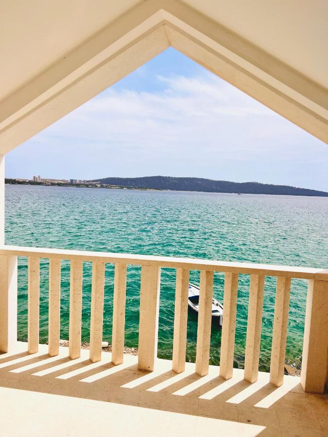 Stella Apartments คาชเตลา ภายนอก รูปภาพ